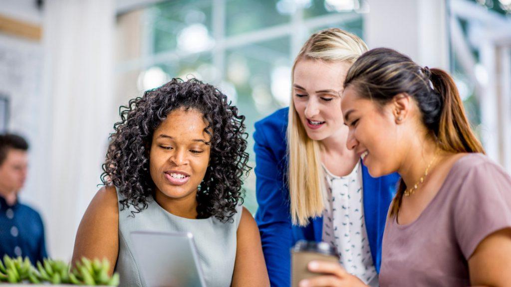 Image of a group of women business owners